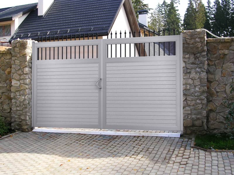 Уличные ворота DoorHan в Петропавловске-Камчатском с установкой